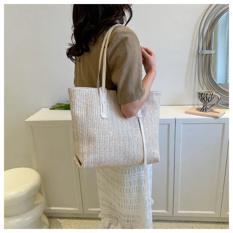 CL1102 - Simple Straw Tote Bag