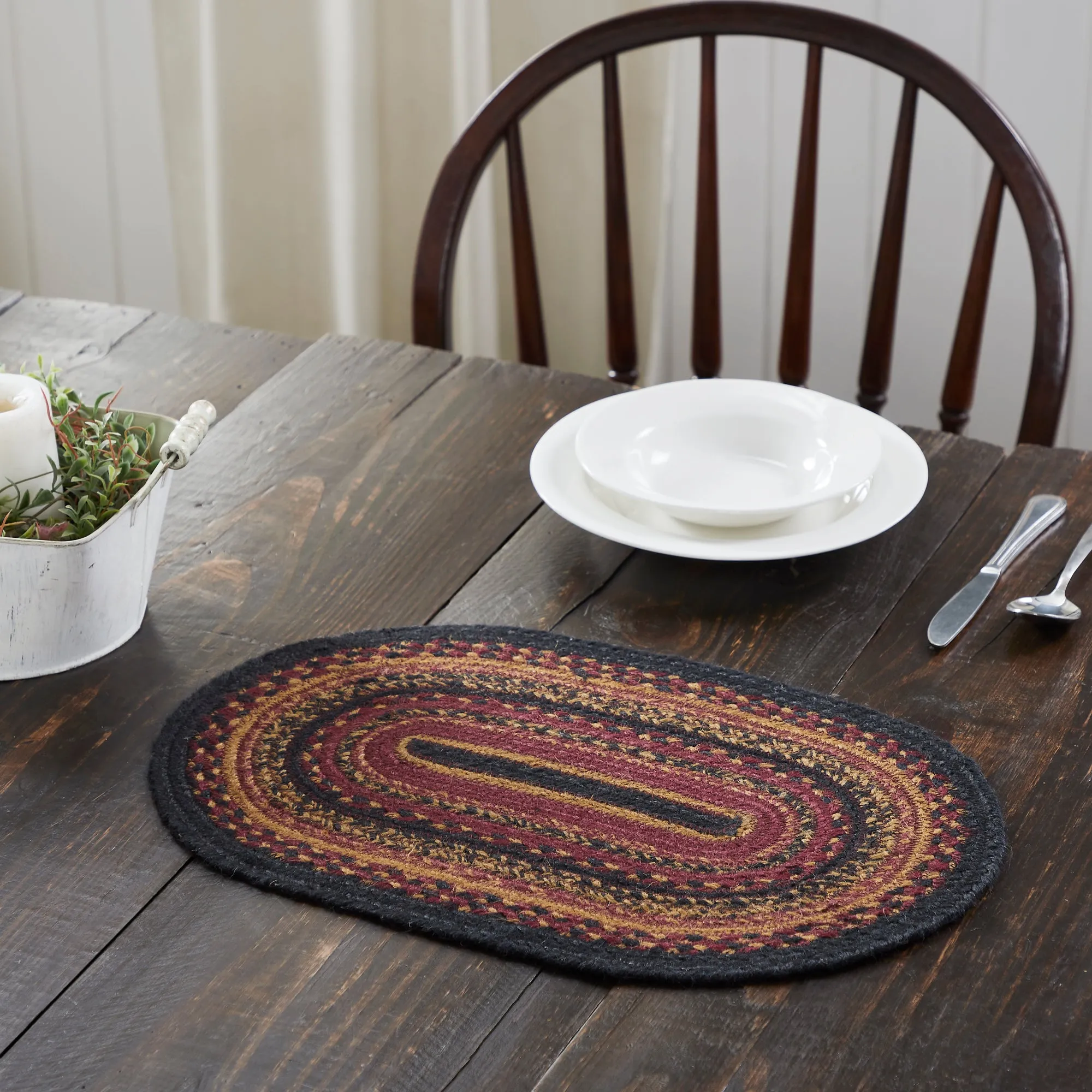 Heritage Farms Jute Oval Placemat 10x15