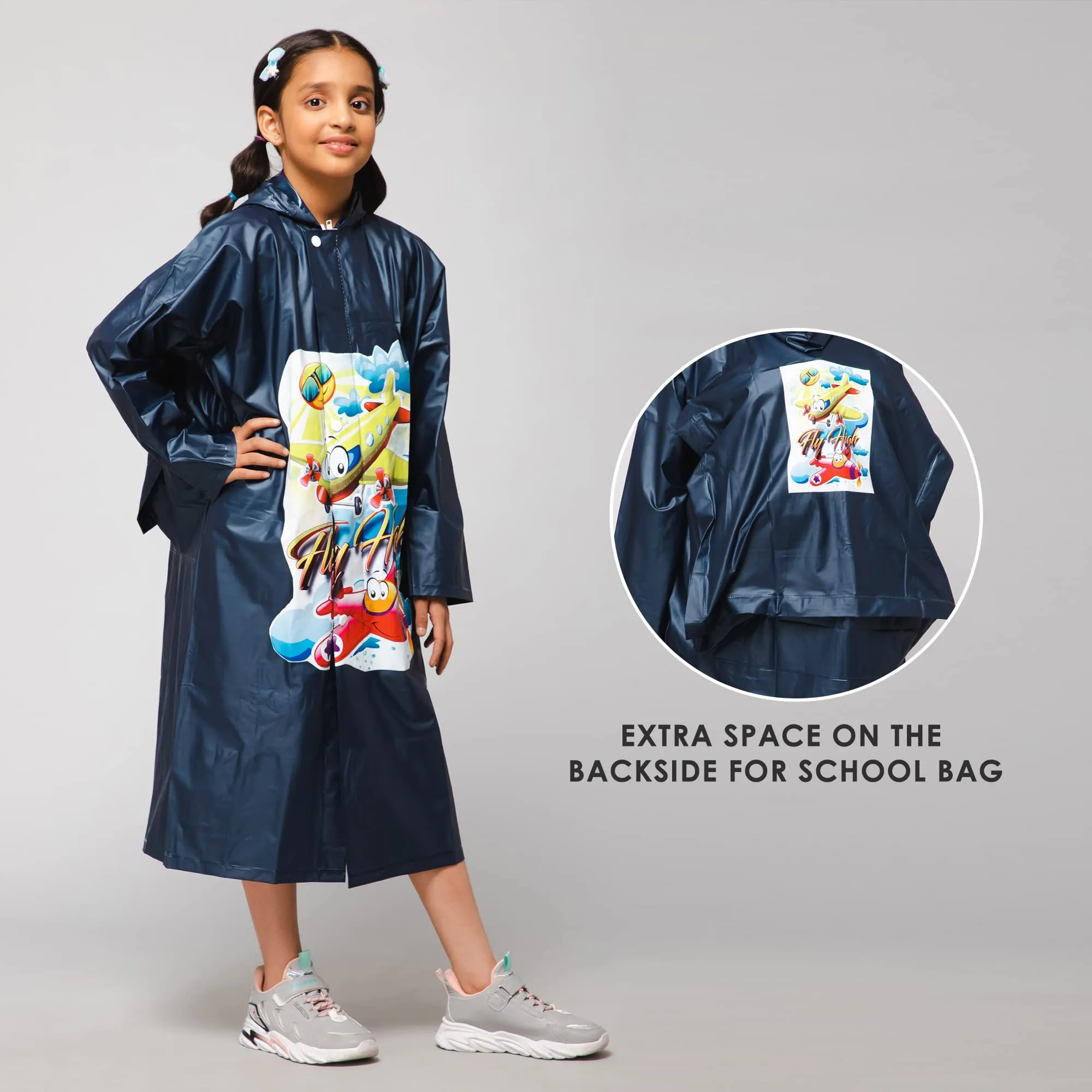 THE CLOWNFISH Toon Caper Series Kids Waterproof PVC Longcoat with Adjustable Hood & Extra Space for Backpack/Schoolbag Holding. Printed Plastic Pouch. Kid Age-5-6 years (Navy Blue)