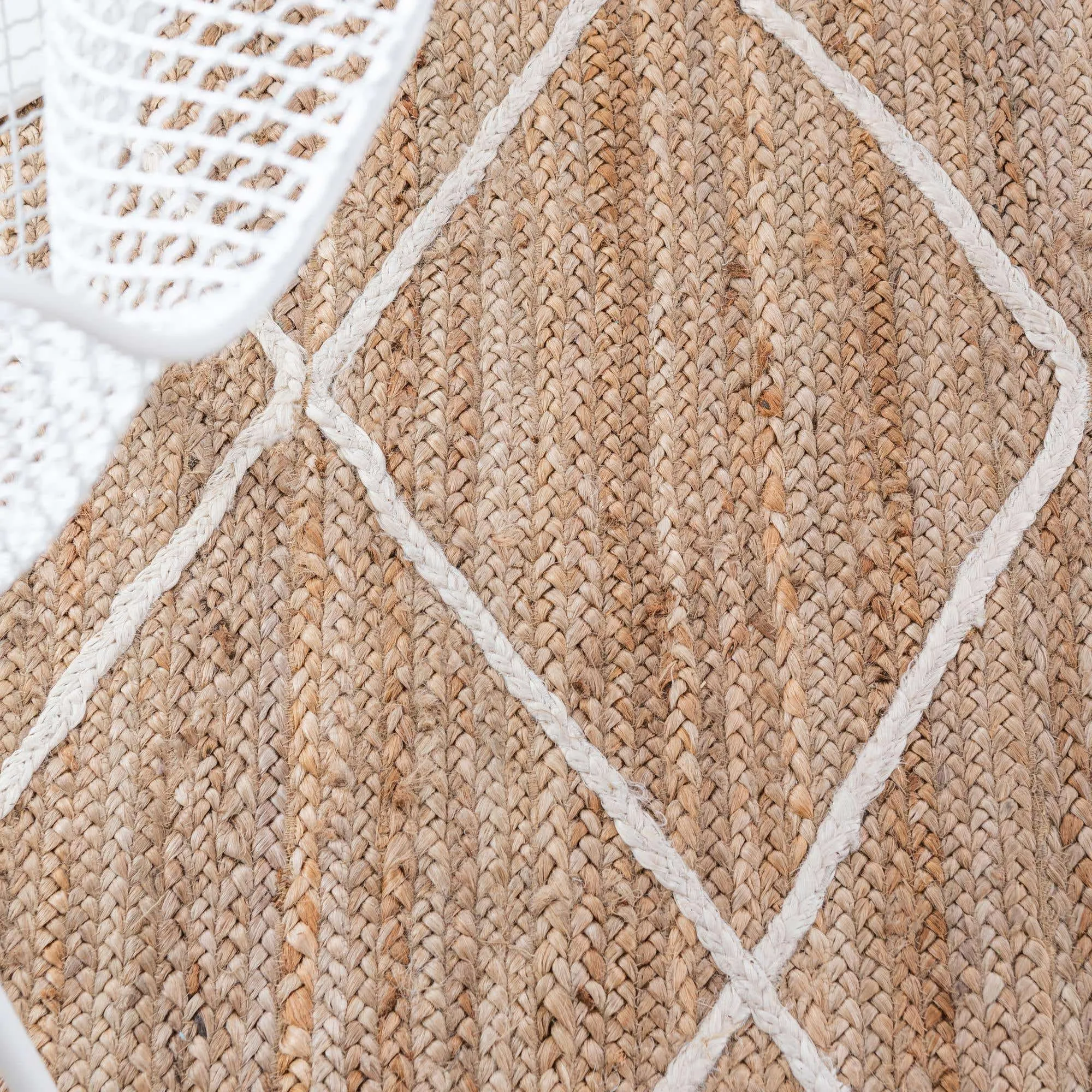 Trellis Braided Jute Rug