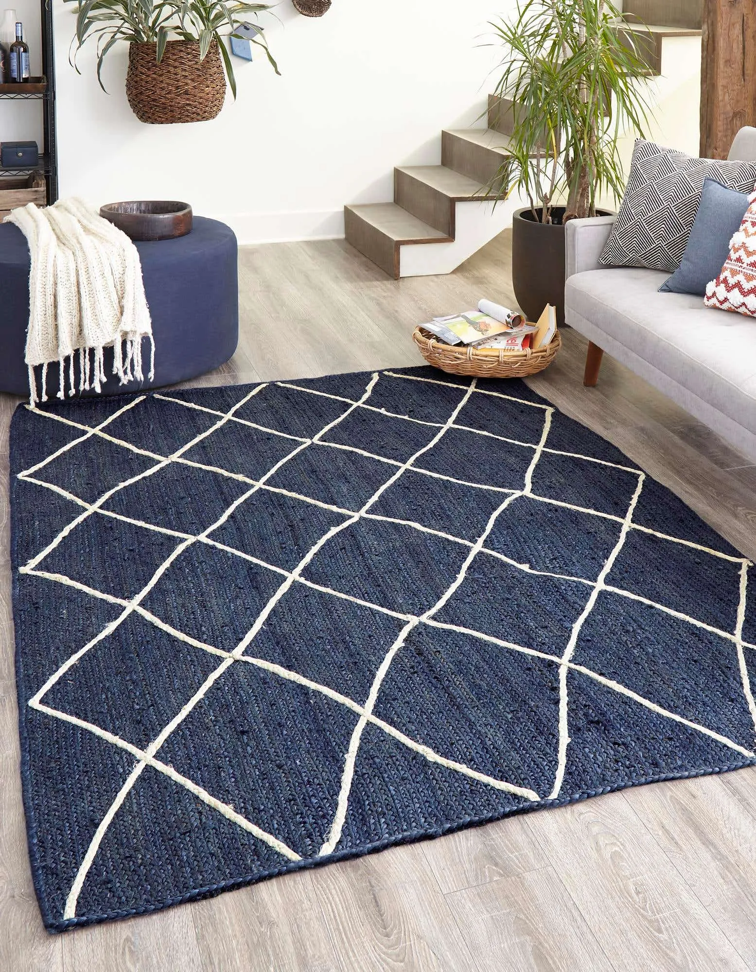 Trellis Braided Jute Rug