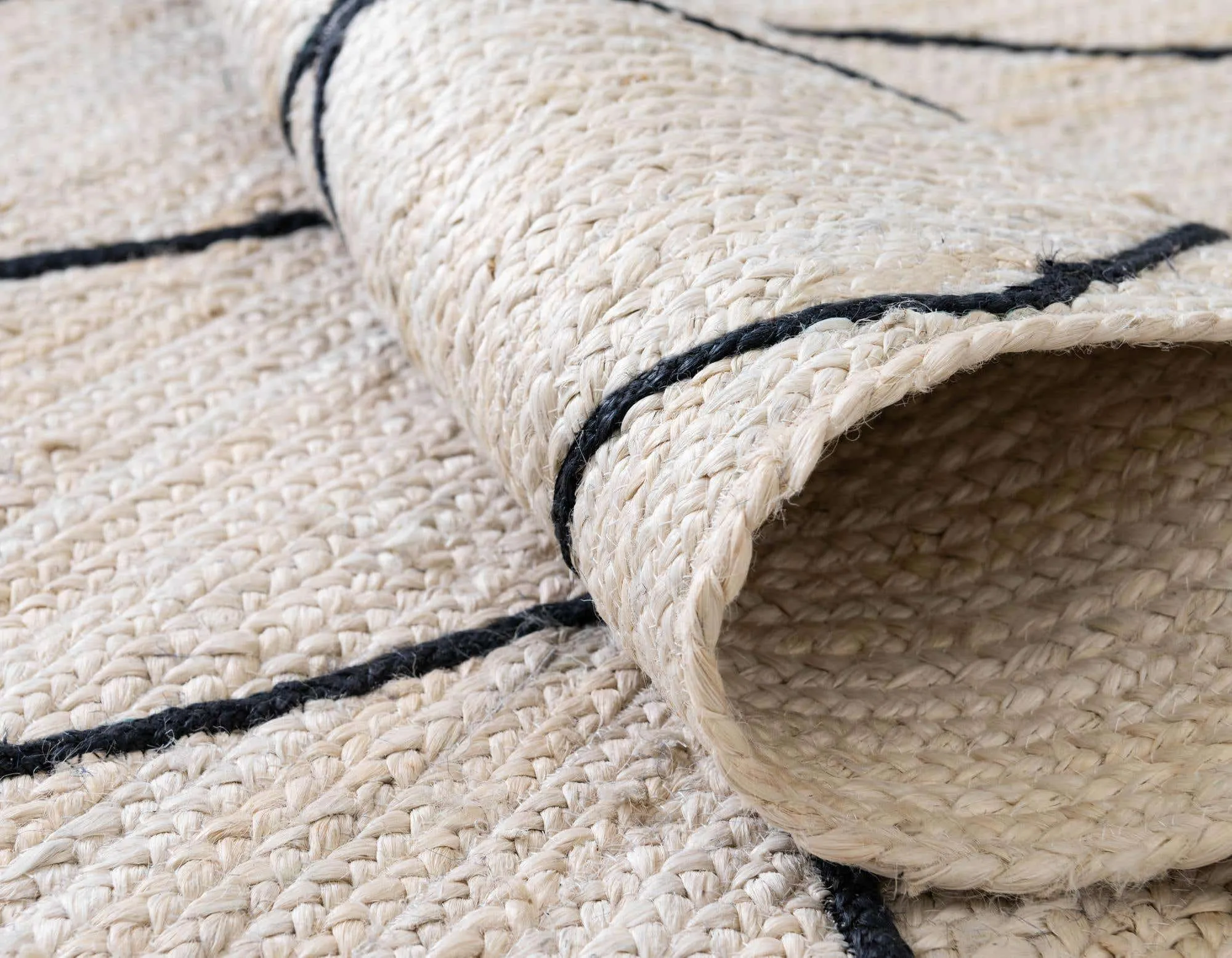 Trellis Braided Jute Rug